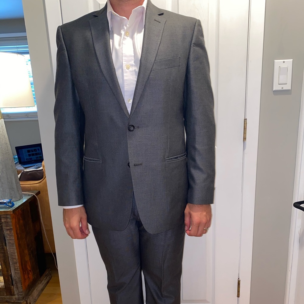 Apt 9 - 40S suit